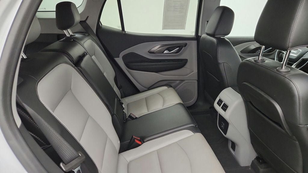 Used 2023 GMC Terrain SLT w/ LPO, Floor Liner Package AWD/4WD image 22
