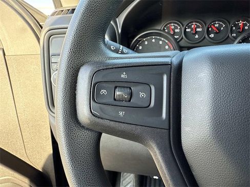 Used 2021 Chevrolet Silverado 1500 Custom image 27