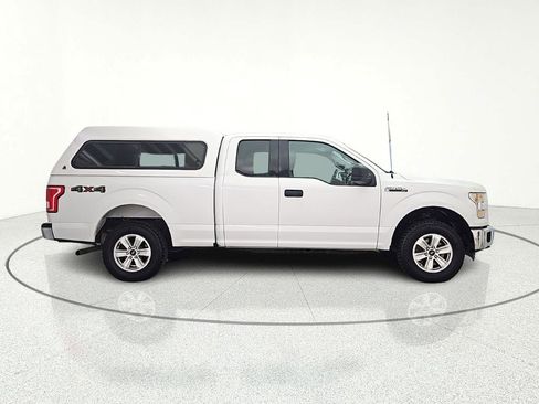 Used 2016 Ford F150 XLT image 4