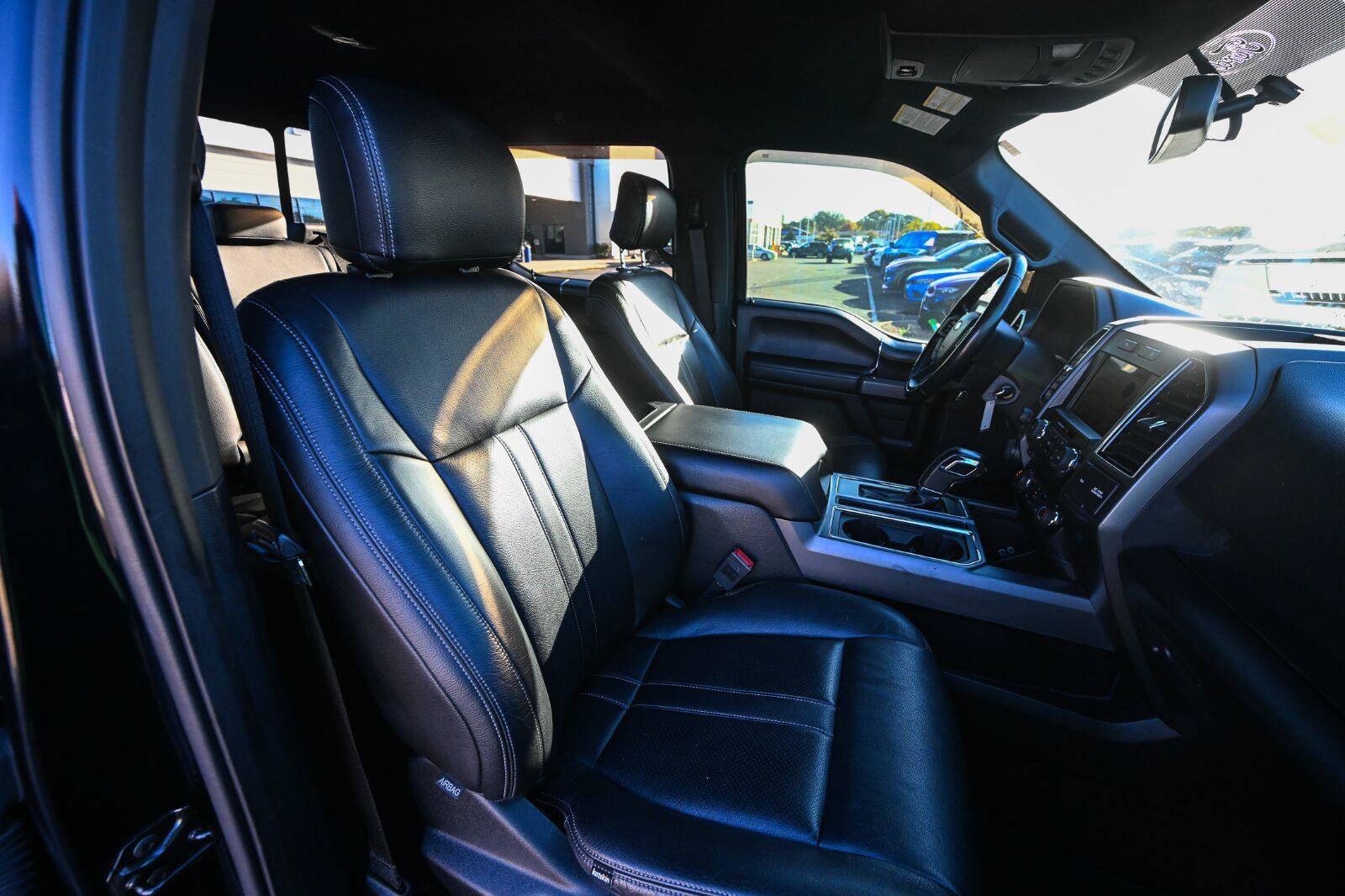 Used 2018 Ford F150 XLT w/ Equipment Group 302A Luxury AWD/4WD image 25