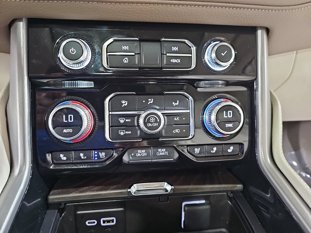 Certified 2023 GMC Yukon Denali AWD/4WD image 27