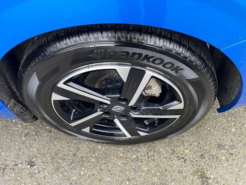 Used 2025 Nissan Sentra SV image 30