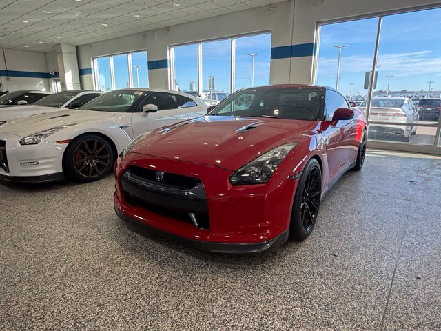 Used 2009 Nissan GT-R Premium AWD/4WD image 3