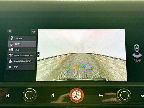 Certified 2025 Porsche Macan image 19