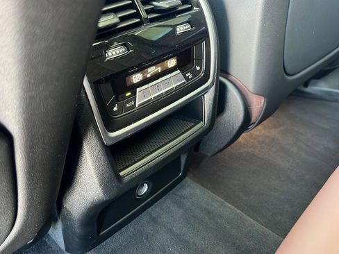 Certified 2023 BMW X5 sDrive40i w/ Climate Comfort Package image 12