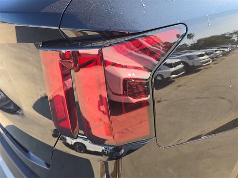 New 2026 Kia Sorento LX image 10