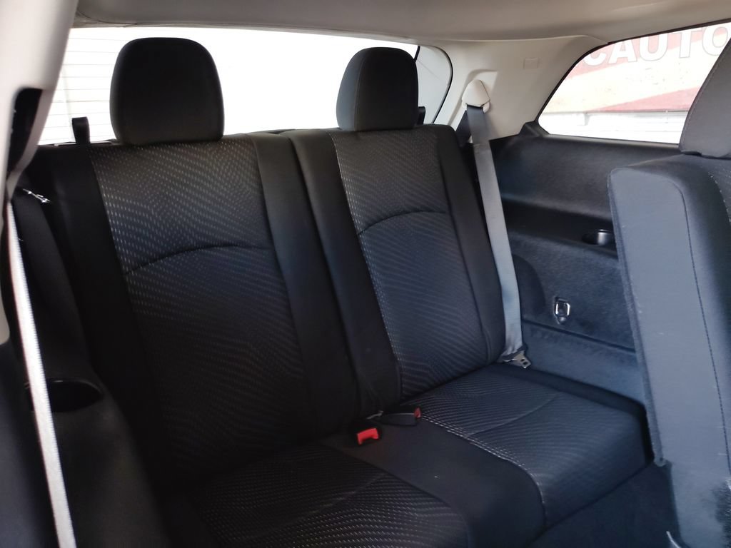 Used 2019 Dodge Journey SE w/ Safe & Sound Group FWD image 18