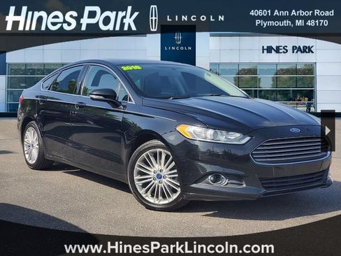Used 2016 Ford Fusion SE w/ Equipment Group 202A AWD/4WD image 1
