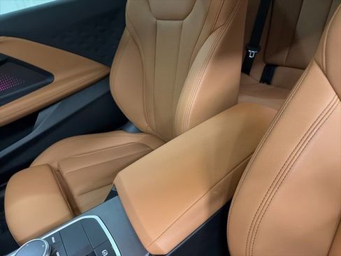 Used 2025 BMW 230i Coupe w/ Premium Package RWD image 27