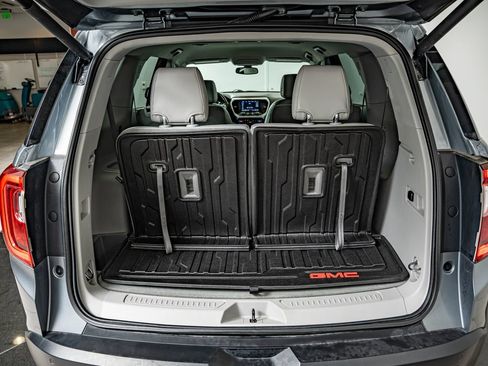 Used 2020 GMC Acadia SLT FWD image 37