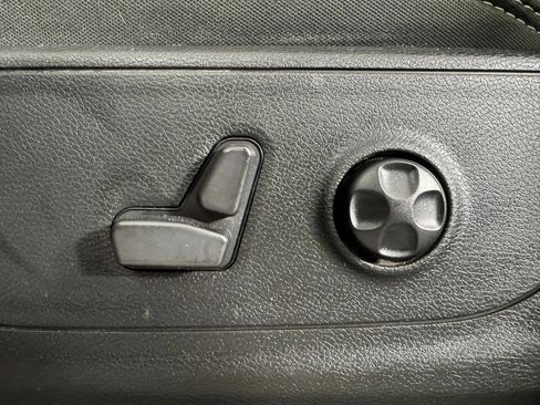 Used 2021 RAM 1500 Big Horn AWD/4WD image 32