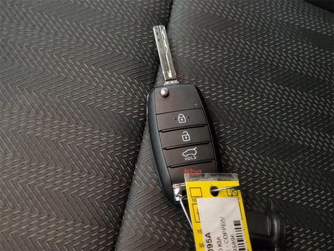 Used 2020 Kia Sportage LX image 27