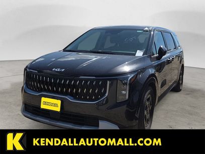 Used 2025 Kia Carnival
