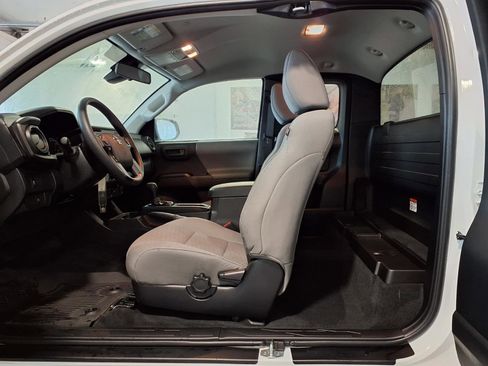 Used 2023 Toyota Tacoma SR RWD image 20