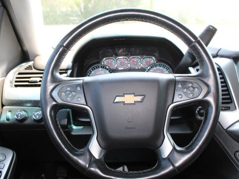 Used 2019 Chevrolet Tahoe LT w/ Luxury Package AWD/4WD image 30