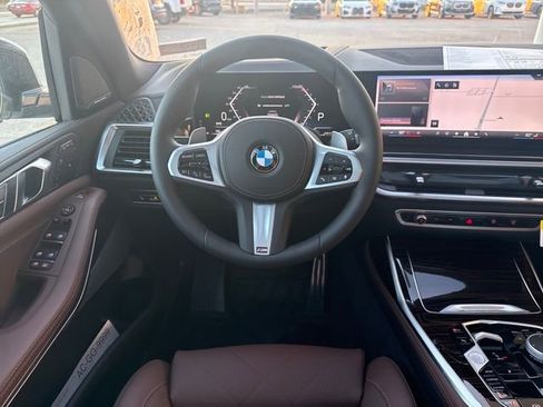 New 2026 BMW X7 xDrive40i w/ M Sport Package image 13
