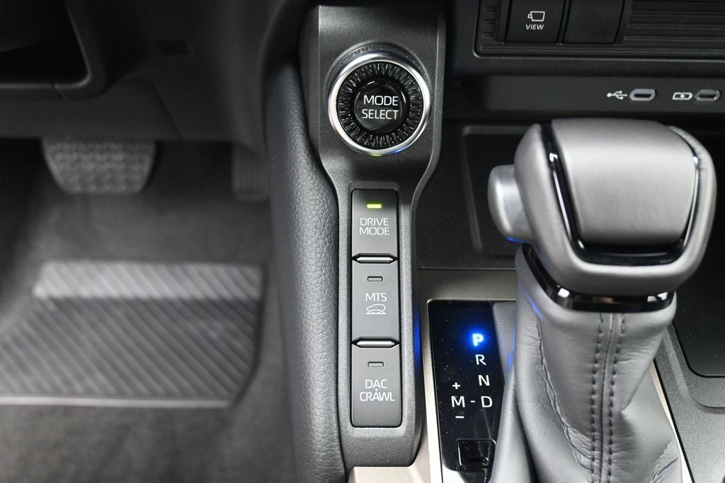 Certified 2027 Toyota Land Cruiser AWD/4WD image 24