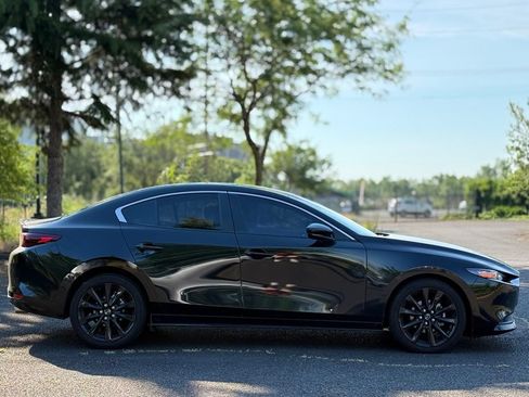 Used 2024 MAZDA MAZDA3 s FWD image 6