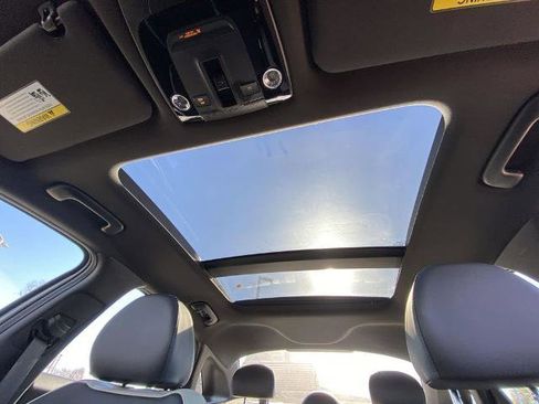 Used 2025 Kia K5 GT-Line w/ GT-Line Premium Package image 15