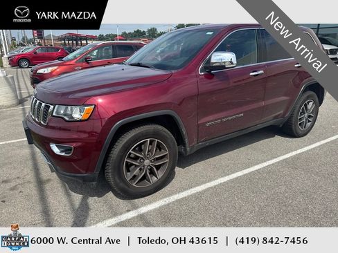 Used 2017 Jeep Grand Cherokee Limited AWD/4WD image 1