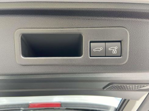 New 2026 Toyota 4Runner TRD Off-Road Premium AWD/4WD image 17