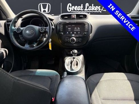 Used 2018 Kia Soul + FWD image 8