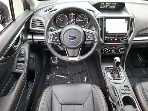 Used 2020 Subaru Crosstrek 2.0i Limited w/ Moonroof Package w/Navigation image 11