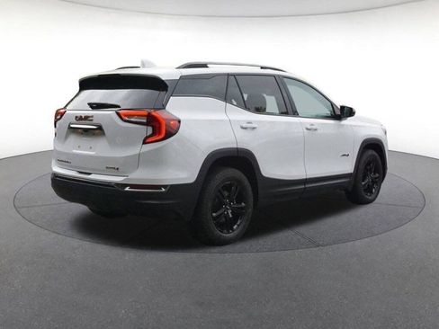 Used 2024 GMC Terrain AT4 image 6