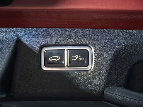 Used 2024 Kia Sorento SX Prestige image 11