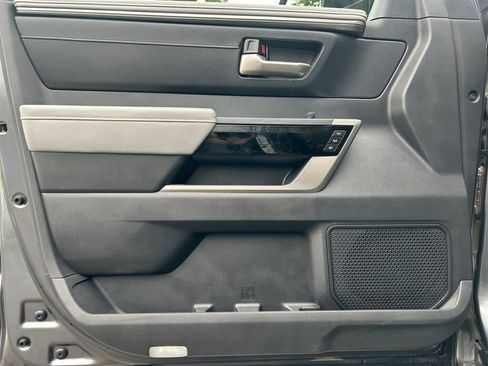 Used 2024 Toyota Tundra Limited image 22