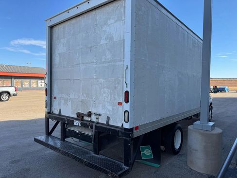 Used 2019 Ford E-350 and Econoline 350 Super Duty w/ Power Windows & Locks Group image 3