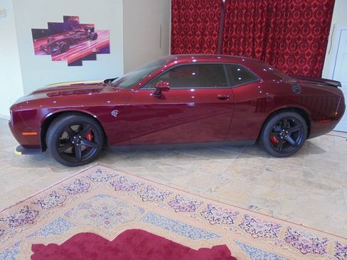Used 2020 Dodge Challenger SRT Hellcat RWD image 3