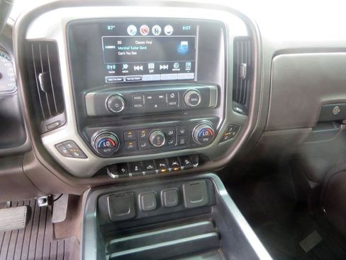 Used 2018 Chevrolet Silverado 1500 LTZ Z71 w/ LTZ Plus Package AWD/4WD image 20