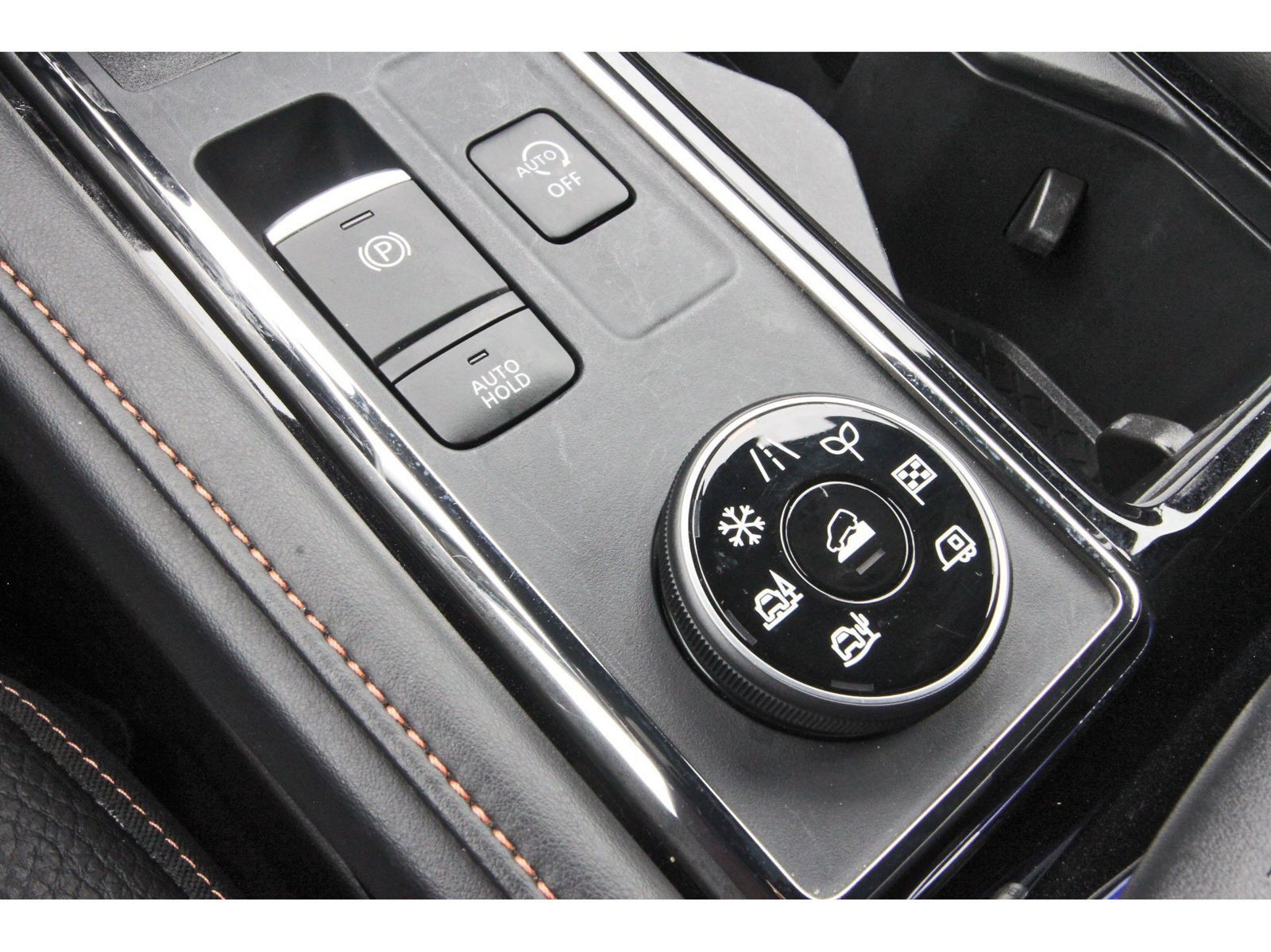 Certified 2025 Nissan Pathfinder Rock Creek AWD/4WD image 30
