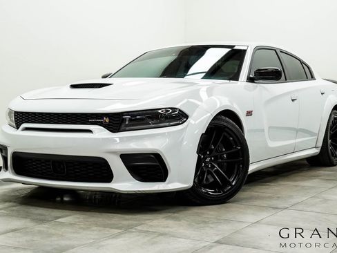 Used 2023 Dodge Charger Scat Pack RWD image 1