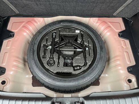 Used 2025 Kia Soul LX FWD image 12