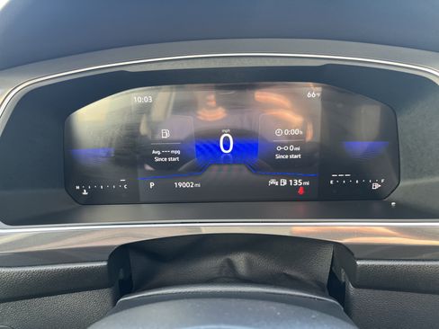 Used 2023 Volkswagen Tiguan S image 31