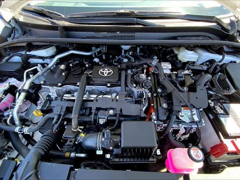 Used 2025 Toyota Corolla LE w/ LE Premium Package image 29