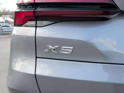 Certified 2024 BMW X5 sDrive40i w/ Parking Assistance Package image 11