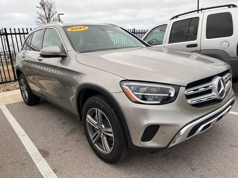 Used 2021 Mercedes-Benz GLC 300 GLC 300 image 2