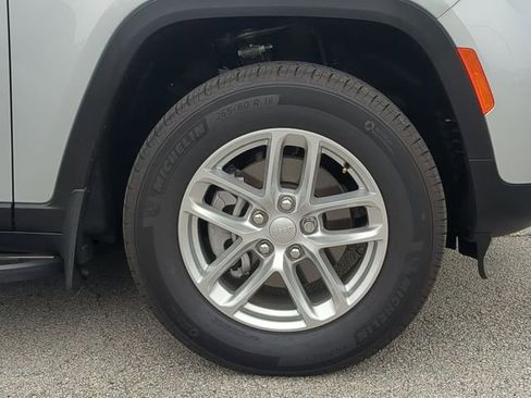 Certified 2025 Jeep Grand Cherokee Laredo X w/ Trailer Tow Package RWD image 11