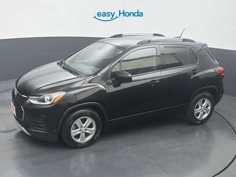 Used 2021 Chevrolet Trax LT w/ Driver Confidence Package image 22