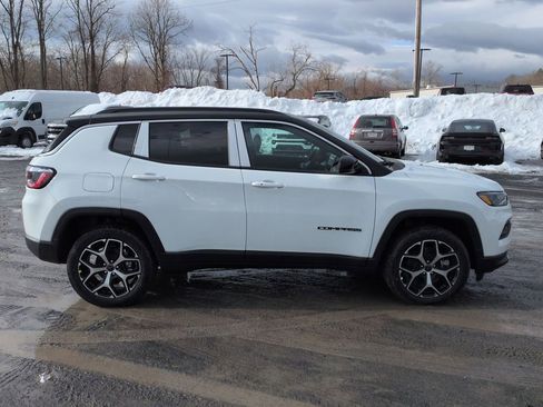 New 2026 Jeep Compass Limited image 2