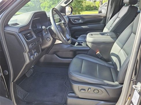 Used 2023 Chevrolet Tahoe LT w/ Luxury Package image 5