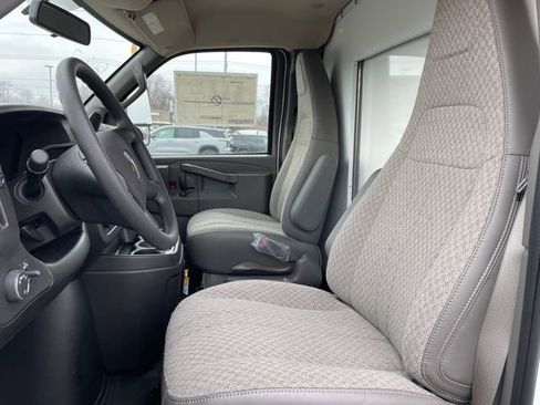 New 2025 Chevrolet Express 3500 w/ Power Convenience Package image 10