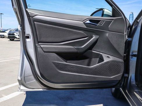 Used 2019 Volkswagen Jetta S w/ Driver Assistance Package image 22