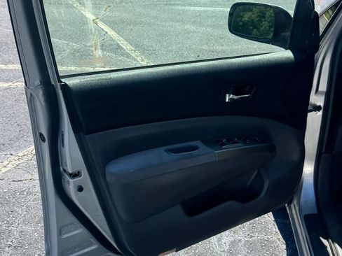 Used 2006 Toyota Prius FWD image 13
