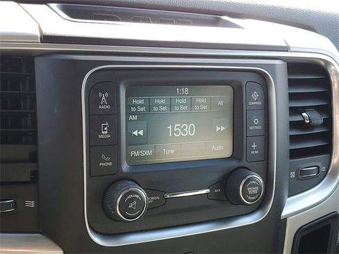 Used 2020 RAM 1500 Classic SLT image 17