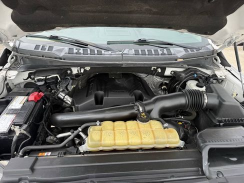 Used 2019 Ford F150 Lariat w/ Equipment Group 502A Luxury AWD/4WD image 36
