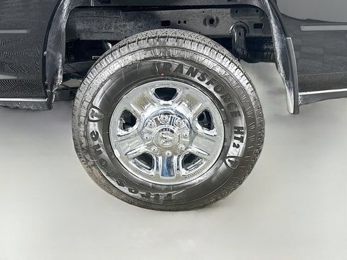 New 2026 RAM 2500 Tradesman AWD/4WD image 17